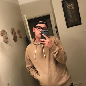 Meet your Posher, Fernando